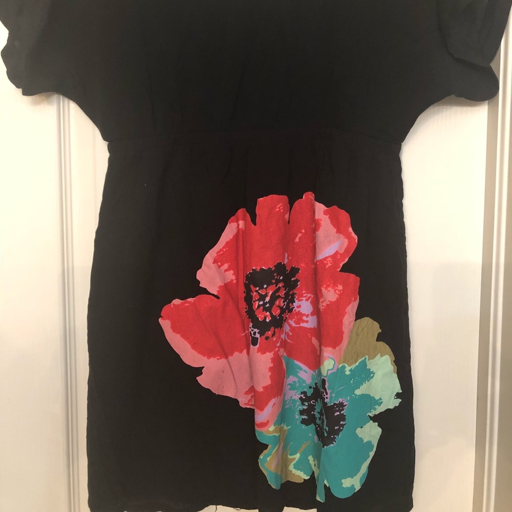 Black A’gaci Tunic Top
